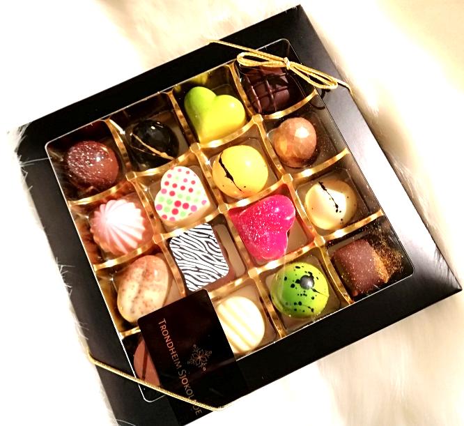 Confectionery Luxury 12 pieces