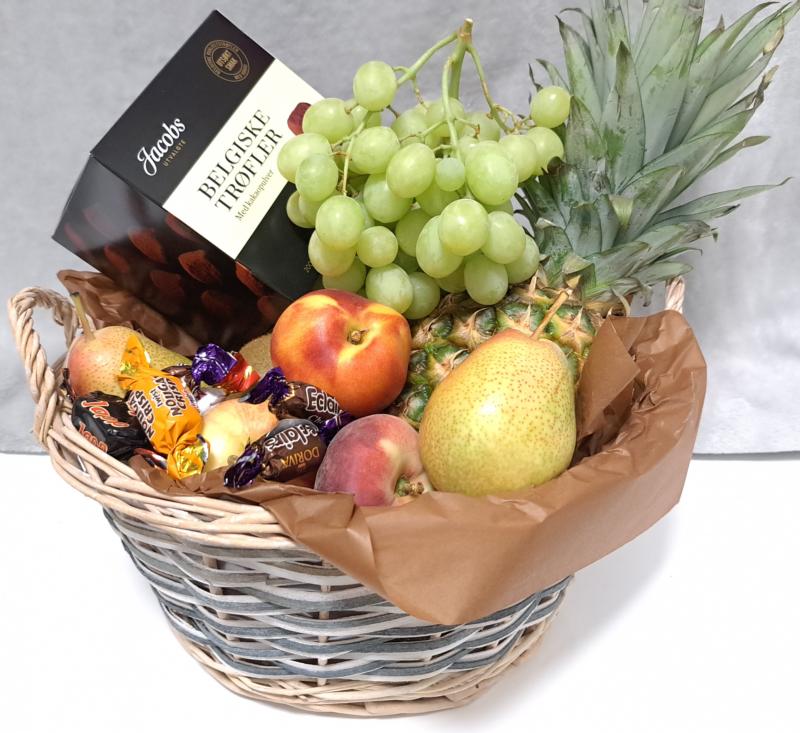 Send blomster og fruktkurv